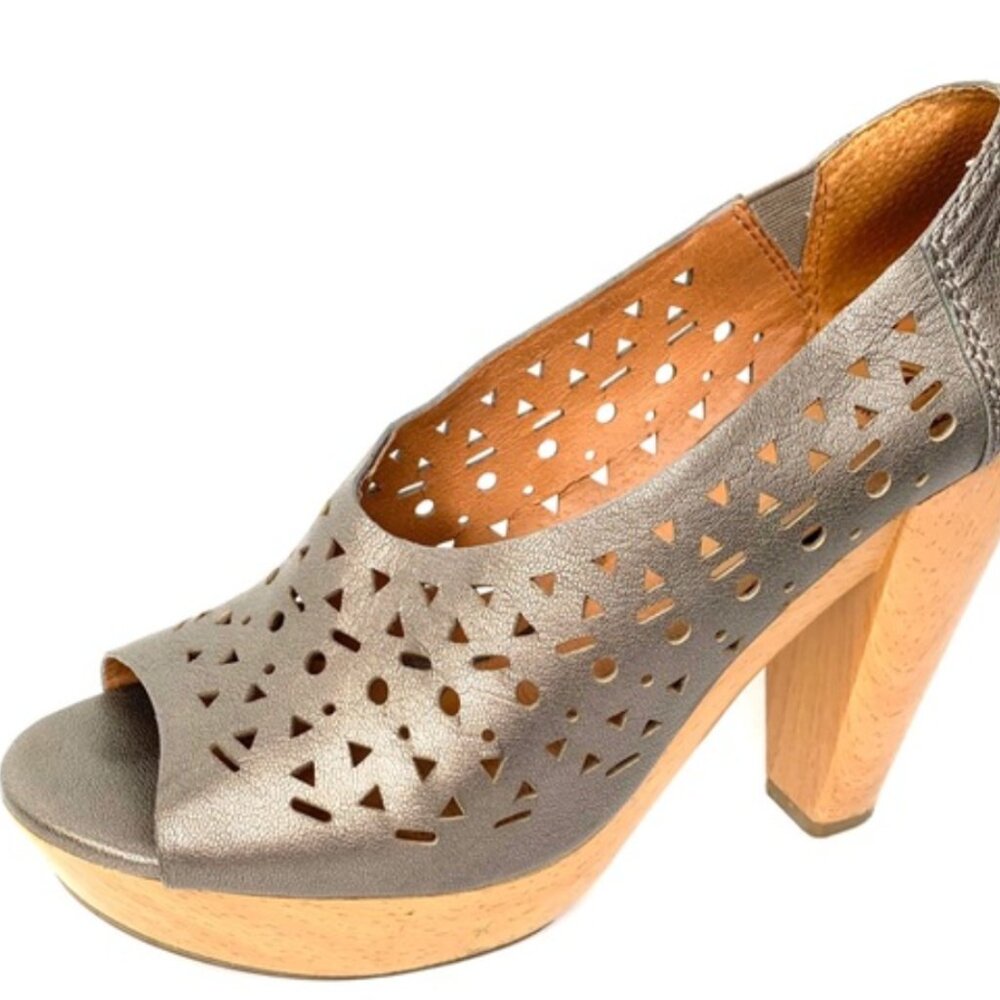 LUCKY BRAND Wooden Platform Heels, Size 9